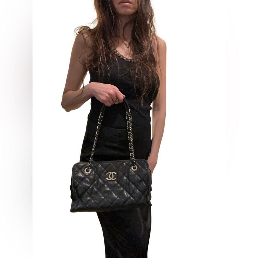 CHANEL Black Quilted Chain Shoulder Bag - Picture 13 of 14
